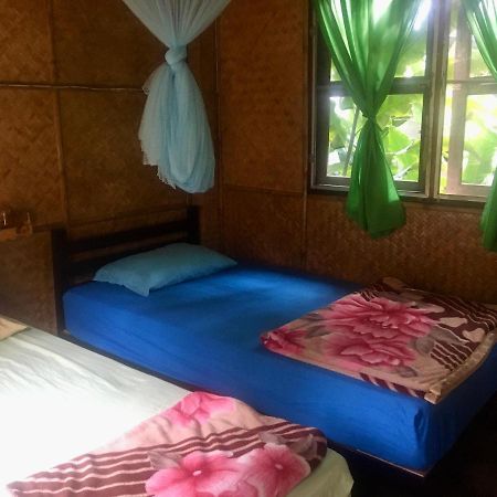 Golden Hut -Chill Bungalows In Town黄金泰式传统独栋小屋 Pai Eksteriør billede