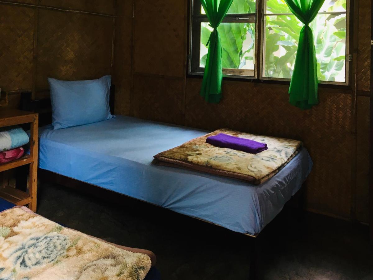 Golden Hut -Chill Bungalows In Town黄金泰式传统独栋小屋 Pai Eksteriør billede
