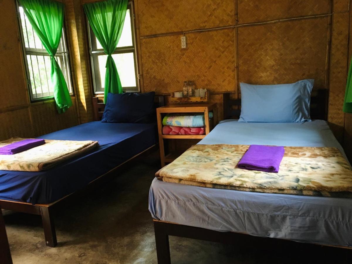 Golden Hut -Chill Bungalows In Town黄金泰式传统独栋小屋 Pai Eksteriør billede