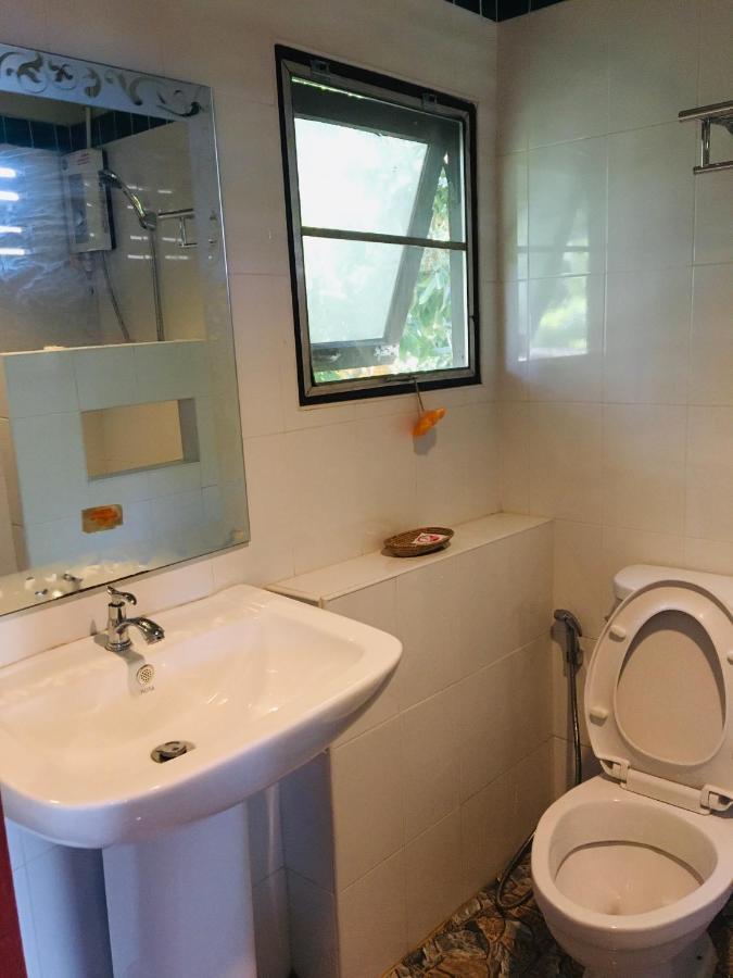 Golden Hut -Chill Bungalows In Town黄金泰式传统独栋小屋 Pai Eksteriør billede