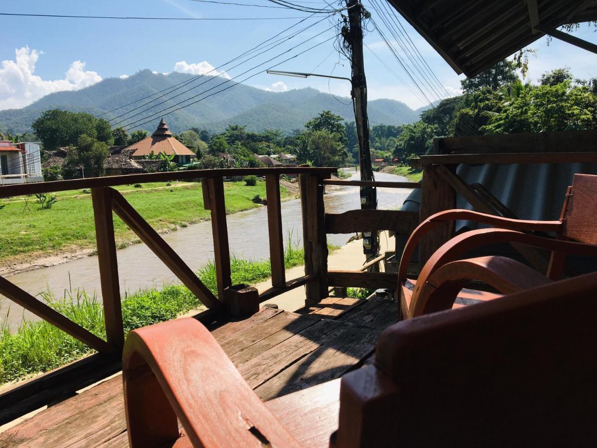 Golden Hut -Chill Bungalows In Town黄金泰式传统独栋小屋 Pai Eksteriør billede