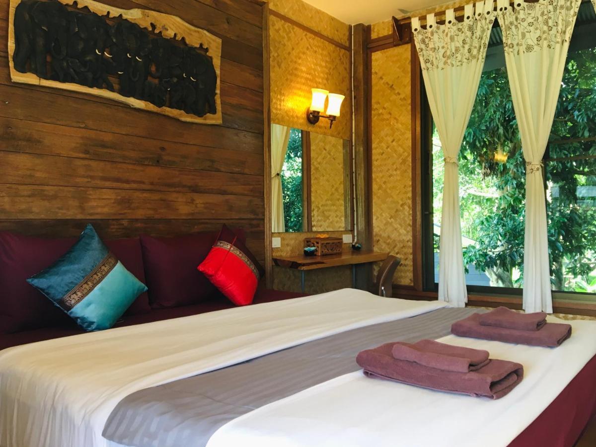 Golden Hut -Chill Bungalows In Town黄金泰式传统独栋小屋 Pai Eksteriør billede