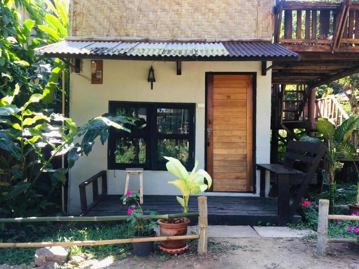 Golden Hut -Chill Bungalows In Town黄金泰式传统独栋小屋 Pai Eksteriør billede