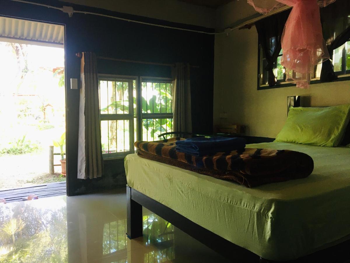 Golden Hut -Chill Bungalows In Town黄金泰式传统独栋小屋 Pai Eksteriør billede