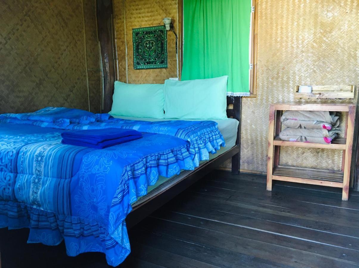 Golden Hut -Chill Bungalows In Town黄金泰式传统独栋小屋 Pai Eksteriør billede